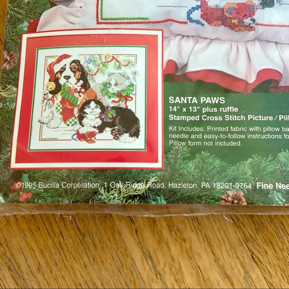 Bucilla SEALED 1995 Santa Paws STAMPED CROSS STITCH KIT Picture Pillow NEW - Picture 3 of 5